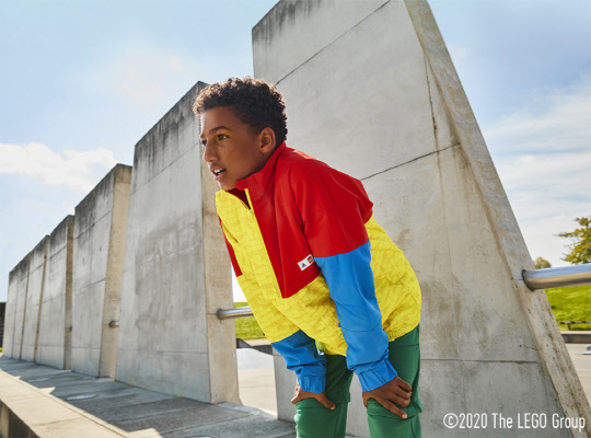 아디다스가 레고그룹과 손잡고 '레고 컬렉션'을 선보인다. <아디다스 제공>